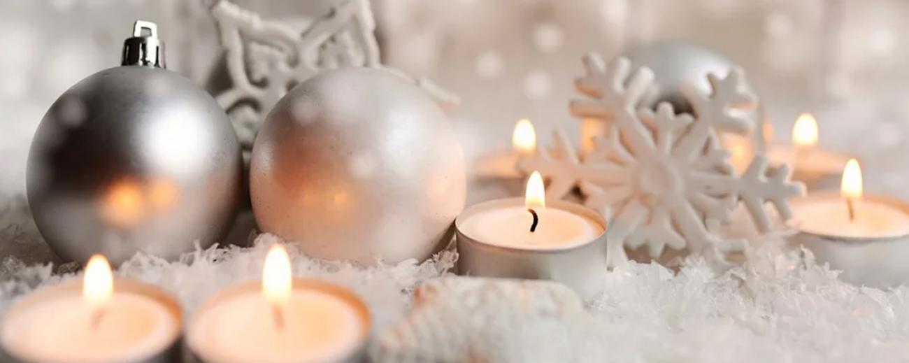 Hay que asegurarse de apagar las luces y velas que se enciendan en las celebraciones de Navidad y Fin de Año. Foto: Pixabay