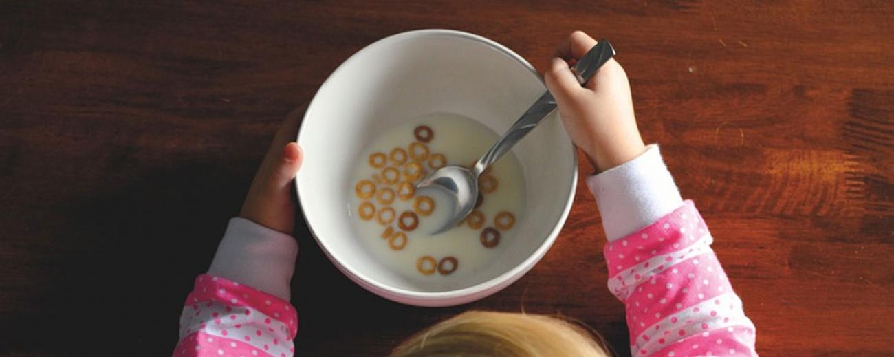 Alimentos en mal estado como la leche, carnes y huevos pueden producir problemas gastrointestinales. Foto: Pixabay
