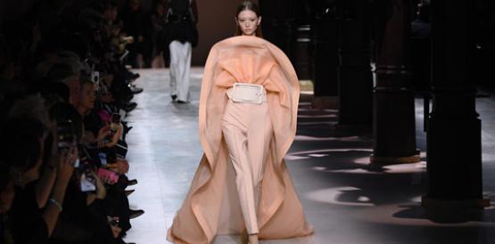 Colección Primavera-Verano de alta costura de Givenchy 2020. Fotos: AFP